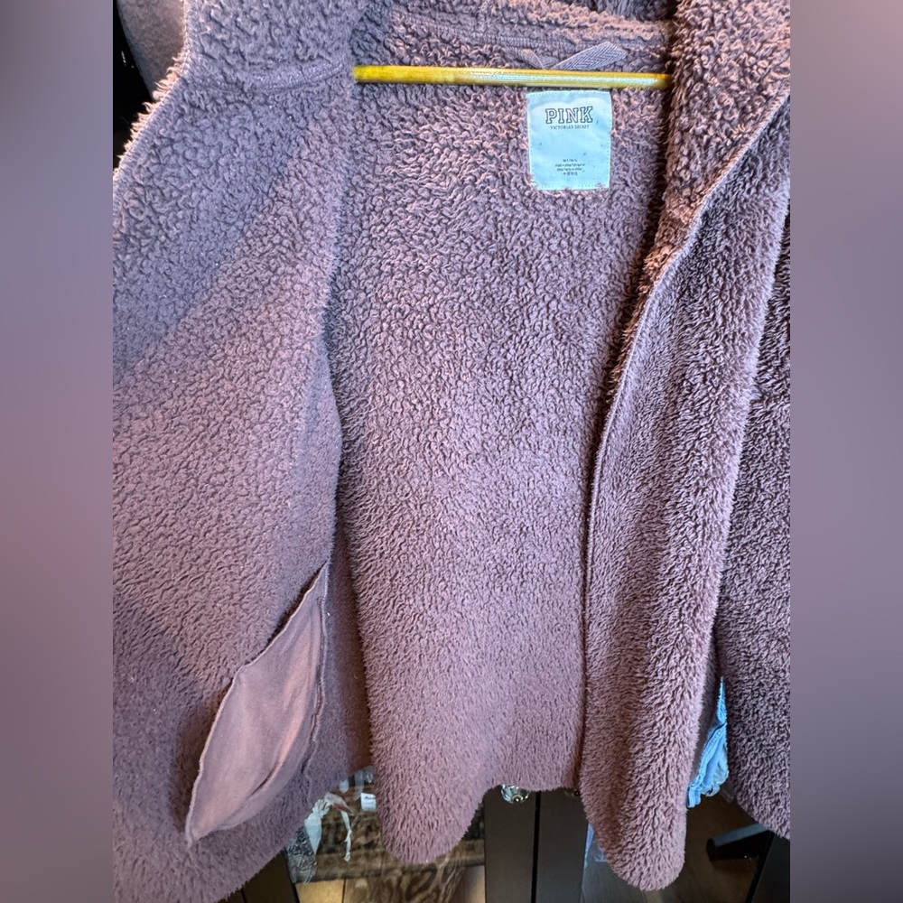 PINK VS Plush Mauve Opened Up Teddy Jacket - Picture 3 of 8